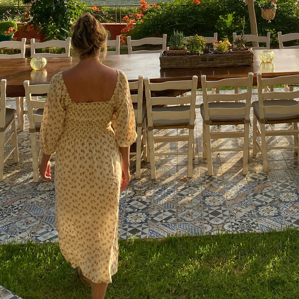 WAYF Neveah Smocked Midi Dress Yellow Butter Floral XS